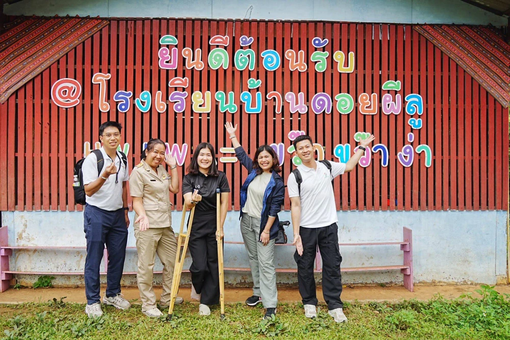 ติดตามนิเทศการสอนคุณครู ให้คำแนะนำ พร้อมช่วยแก้ไขปัญหาการอ่านเขียน ผ่านโครงการ "อ่านเขียนเรียนสนุก ปั้นเด็กจิ๋วเป็นเด็กแจ๋ว"